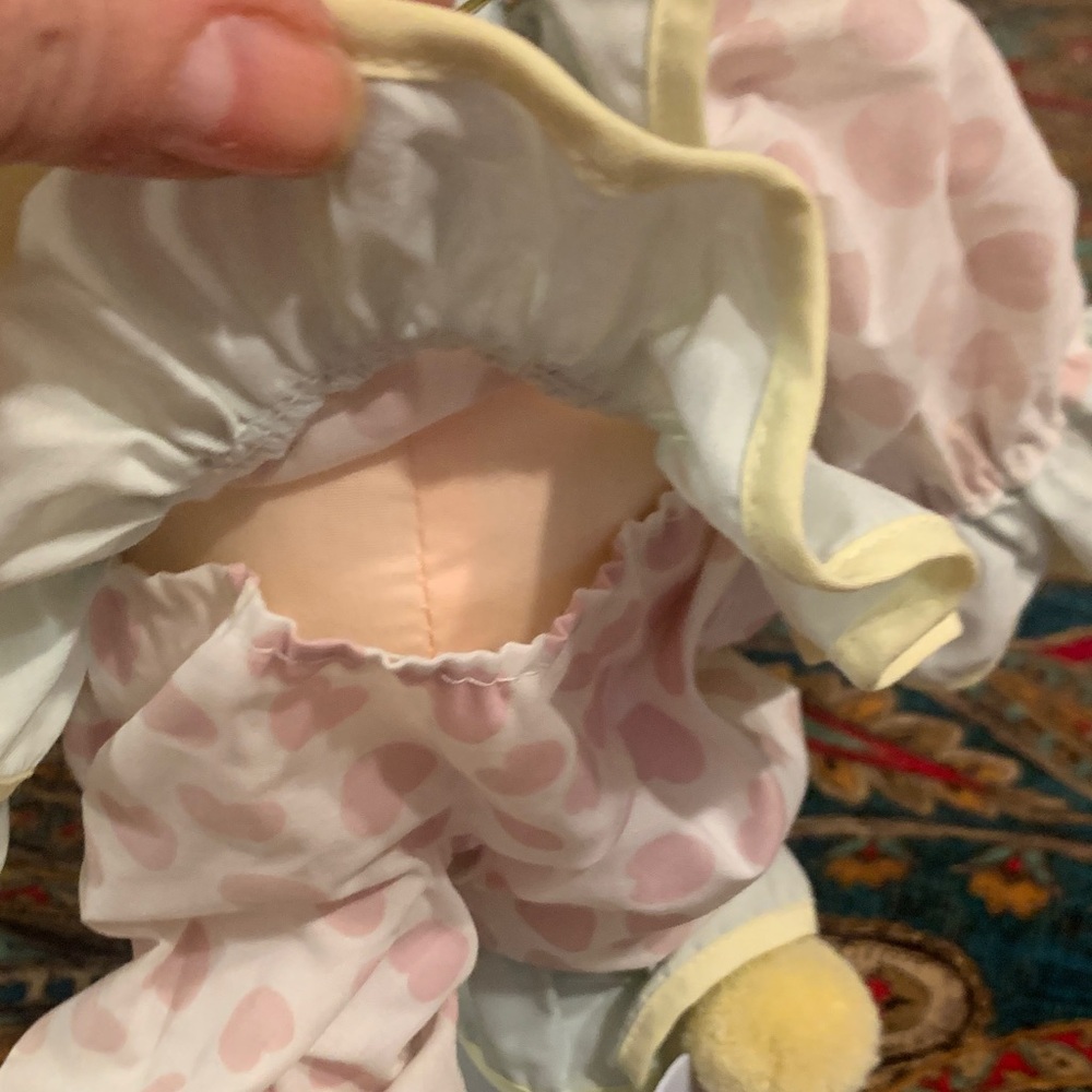 Precious Moments soft body clown Doll with Ruffled Bonnet. Locket & stand. - Picture 10 of 10